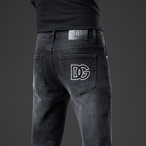 ブランドジーンズ正面デザイン